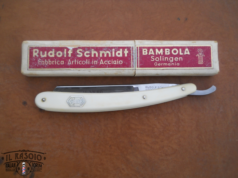 bambola 205
