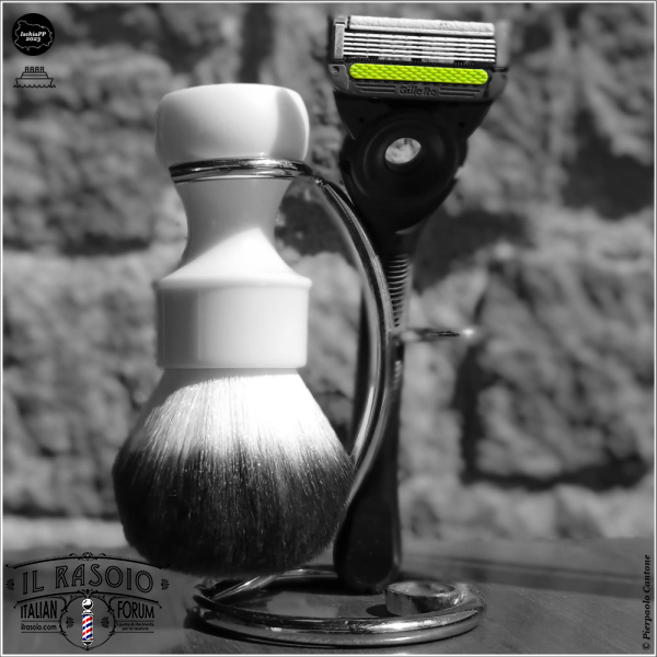 SOTD20230426_Neon