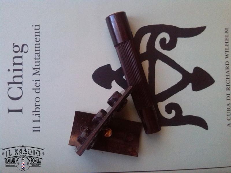 Tre pezzi Bakelite