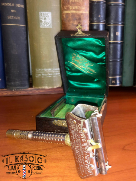 shaving-like-a-victorian-gentleman-v0-atxaqitio7pe1